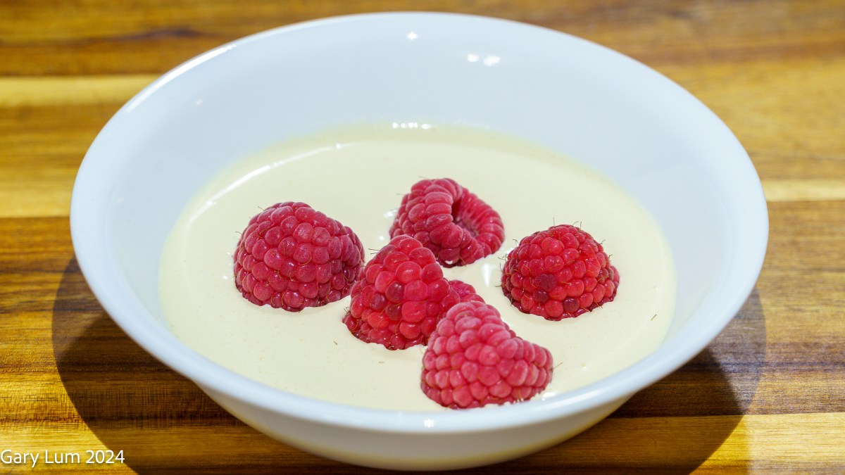 Raspberries and cream – Random Yummy